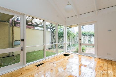 Property photo of 13 Barrett Street Albert Park VIC 3206