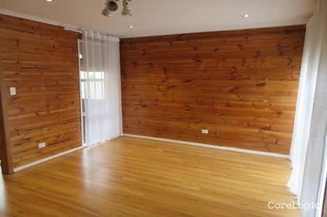 Property photo of 28 Rautman Crescent Sunshine West VIC 3020