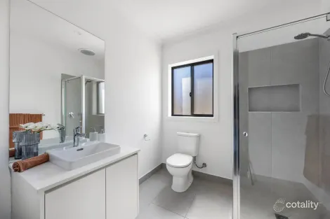 Property photo of 67 Bushranger Drive Sunbury VIC 3429