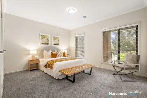 Property photo of 216 Clarendon Drive Keysborough VIC 3173