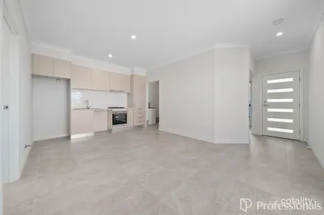 Property photo of 57 Biscay Circuit Menangle Park NSW 2563