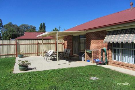 Property photo of 2/521 Lyne Street Lavington NSW 2641