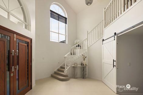 Property photo of 30 Beaulieu Crescent Carindale QLD 4152