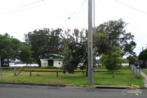 2 North Burge Rd, Woy Woy, NSW 2256