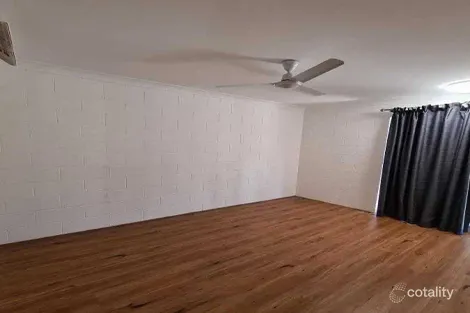 Property photo of 2/32 Carr Street Hermit Park QLD 4812