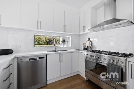 Property photo of 4 Moonee Boulevard Glenroy VIC 3046