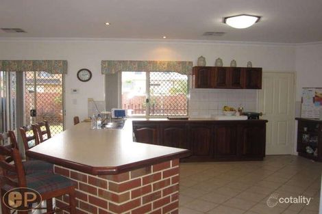 Property photo of 4 Tyers Way Kardinya WA 6163