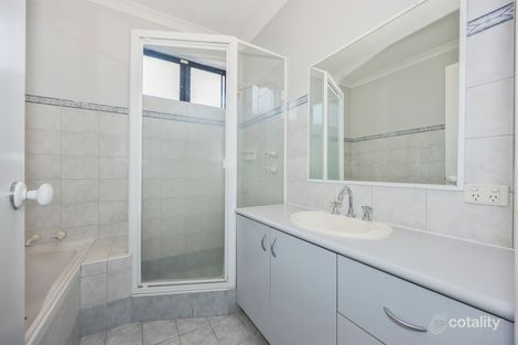 Property photo of 33 Boorabbin Place Ballajura WA 6066