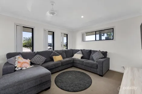 Property photo of 97 Oldmill Drive Beaconsfield QLD 4740