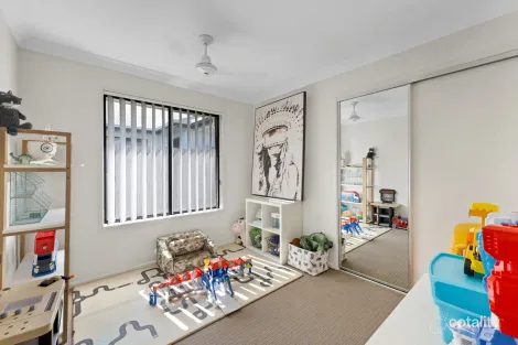 Property photo of 97 Oldmill Drive Beaconsfield QLD 4740