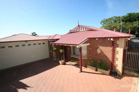 6a Young St, Melville, WA 6156