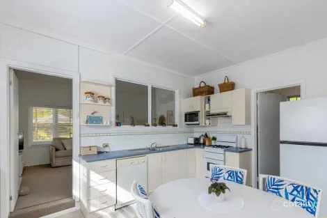 Property photo of 15 Jacaranda Avenue Bendalong NSW 2539