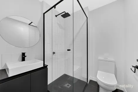 Property photo of 101/82 Bulla Road Strathmore VIC 3041