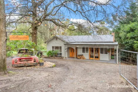 Property photo of 70 Harberts Road Don Valley VIC 3139