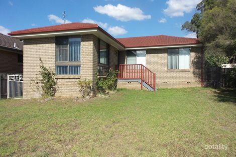 8 Yeovil Dr, Bomaderry, NSW 2541