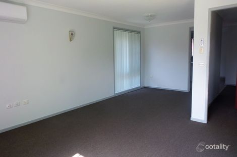 Property photo of 8 Yeovil Drive Bomaderry NSW 2541