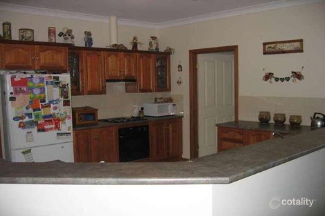 Property photo of 18 Quantock Crescent Craigmore SA 5114