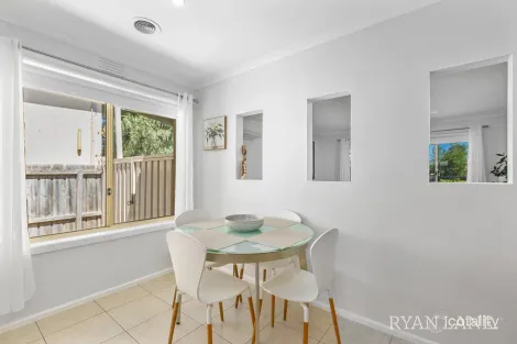 Property photo of 1B James Avenue Seaholme VIC 3018