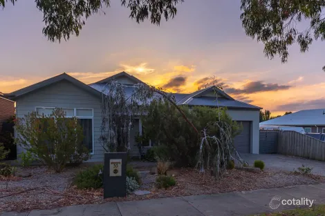 Property photo of 30 Elvington Avenue Cowes VIC 3922