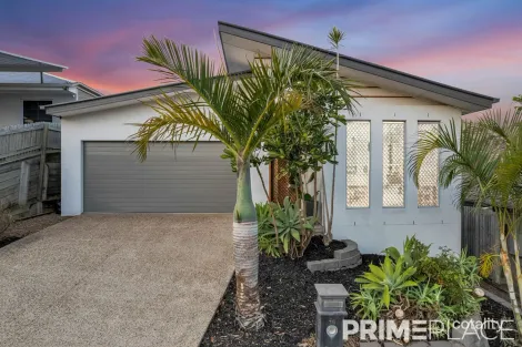 Property photo of 18 Hopman Way Springfield Lakes QLD 4300