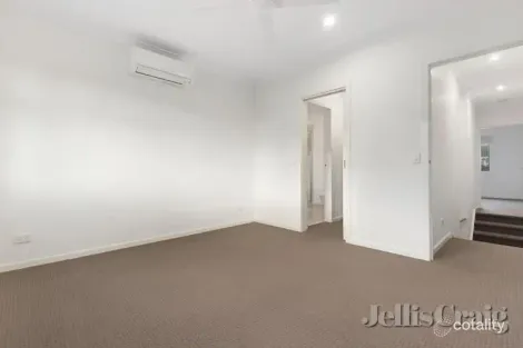 Property photo of 4/41 Devonshire Road Watsonia VIC 3087