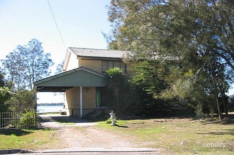 17 Grace St, Mannering Park, NSW 2259