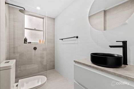 Property photo of 8/5 Western Crescent Gladesville NSW 2111