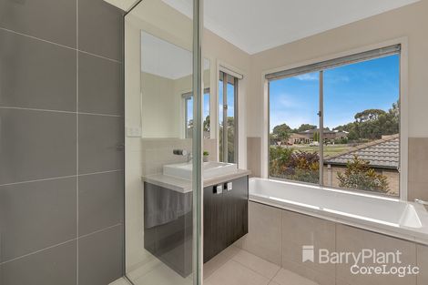 Property photo of 58 Applegum Drive South Morang VIC 3752