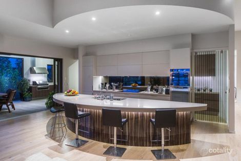 2224 Arnold Palmer Dr, Hope Island, QLD 4212