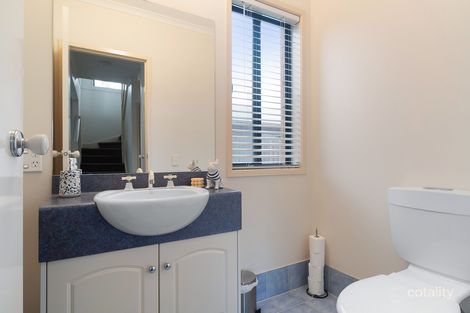 Property photo of 27 Venezia Way Skye VIC 3977