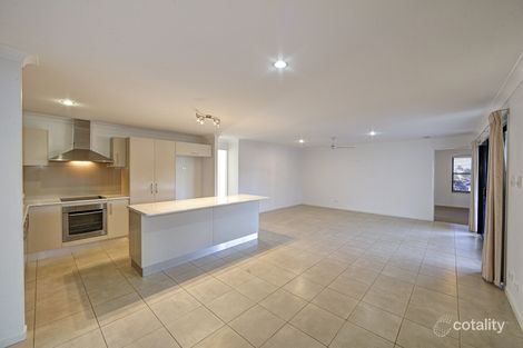 17 Mountney St, Avoca, QLD 4670