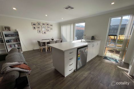 Property photo of 323 Grandis Boulevard Banksia Grove WA 6031