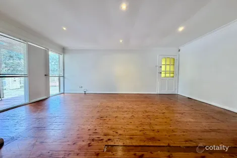 904 Woodville Rd, Villawood, NSW 2163