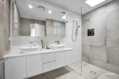 Property photo of 12/2 Mantra Esplanade Birtinya QLD 4575