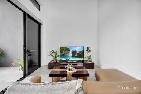 Property photo of 12/2 Mantra Esplanade Birtinya QLD 4575