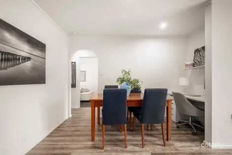 Property photo of 1/48 Dalley Crescent Latham ACT 2615