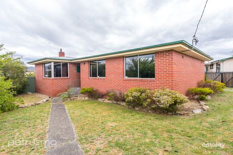 17 Walker Cres, New Norfolk, TAS 7140