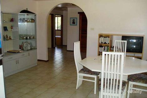 Property photo of 8 Roderigo Close Rosemeadow NSW 2560