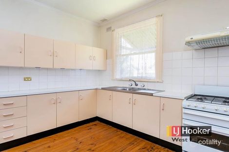 Property photo of 21 Carey Avenue Seaton SA 5023