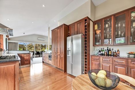 Property photo of 27 Cantala Crescent Ringwood North VIC 3134