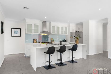 Property photo of 4 Redrock Road Wollert VIC 3750
