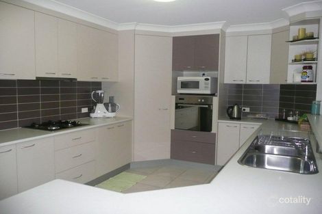 Property photo of 18 Kensington Court Glenella QLD 4740