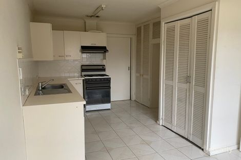 2/3 Toolern St, Melton South, VIC 3338