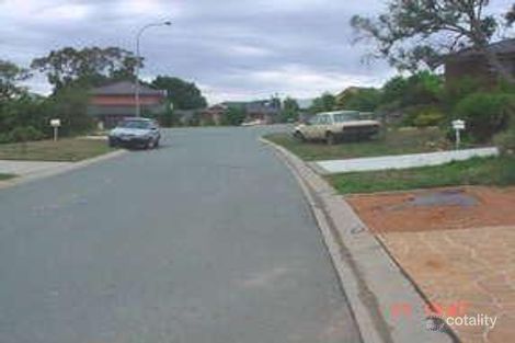 Property photo of 8 Alder Close Jerrabomberra NSW 2619