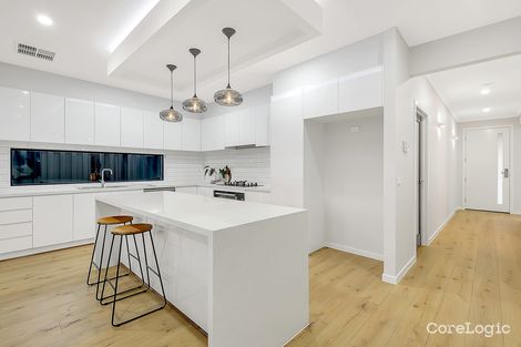 Property photo of 45 Nesting Vista Craigieburn VIC 3064