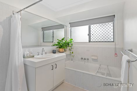 Property photo of 9 Clayton Drive Edens Landing QLD 4207