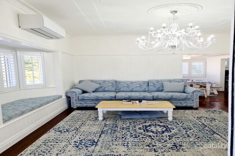 Property photo of 65 Palm Avenue Shorncliffe QLD 4017