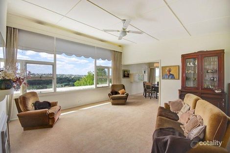 Property photo of 2 Araluen Parade Belmont VIC 3216