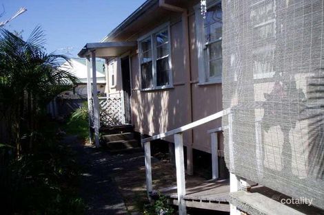 Property photo of 163 Budgewoi Road Budgewoi NSW 2262