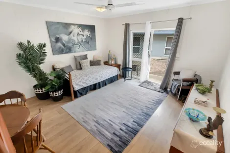 Property photo of 2/16 Robert Road Bentley Park QLD 4869